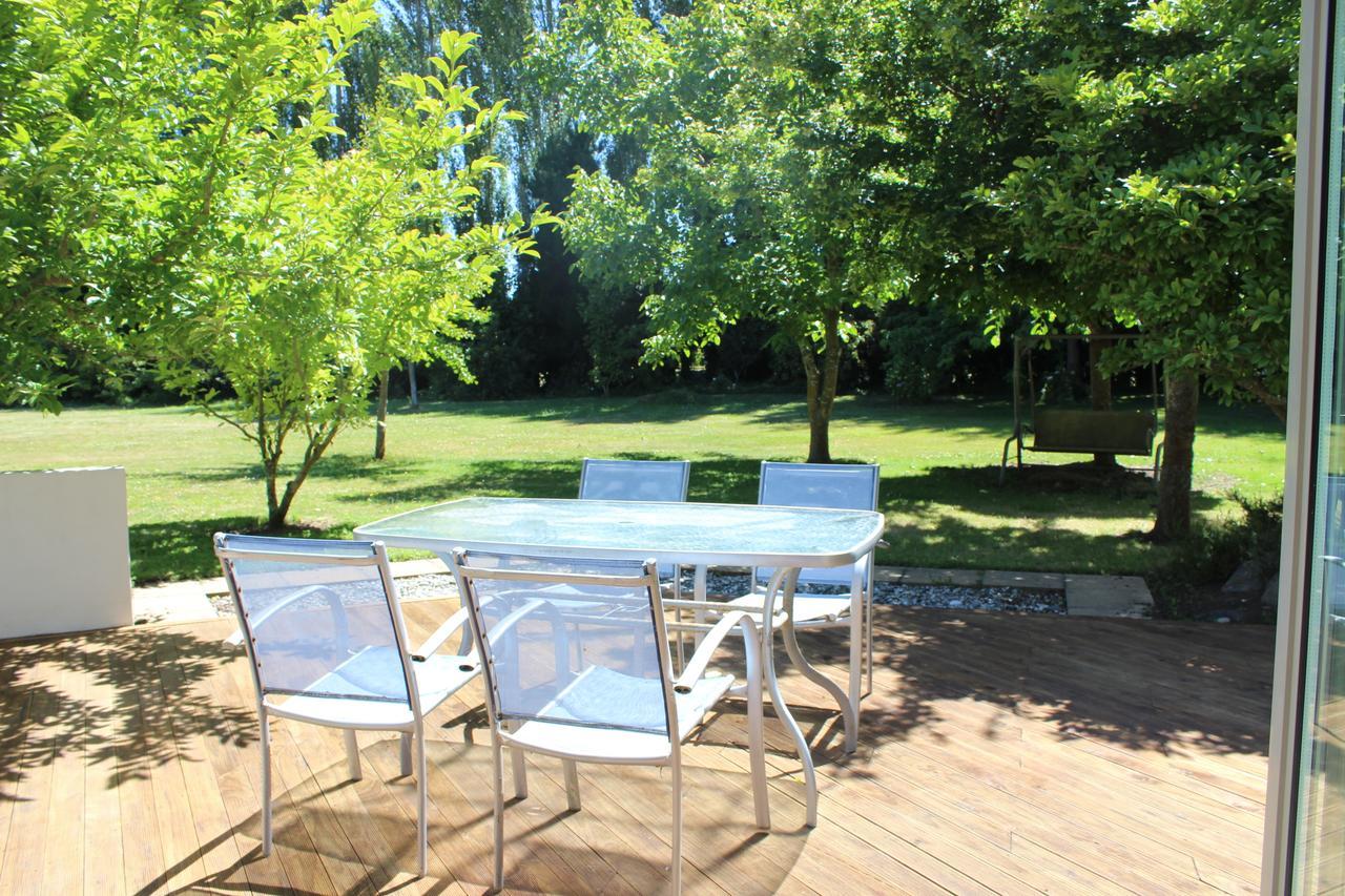 Shamrock Garden B&B Airport Christchurch Exteriör bild