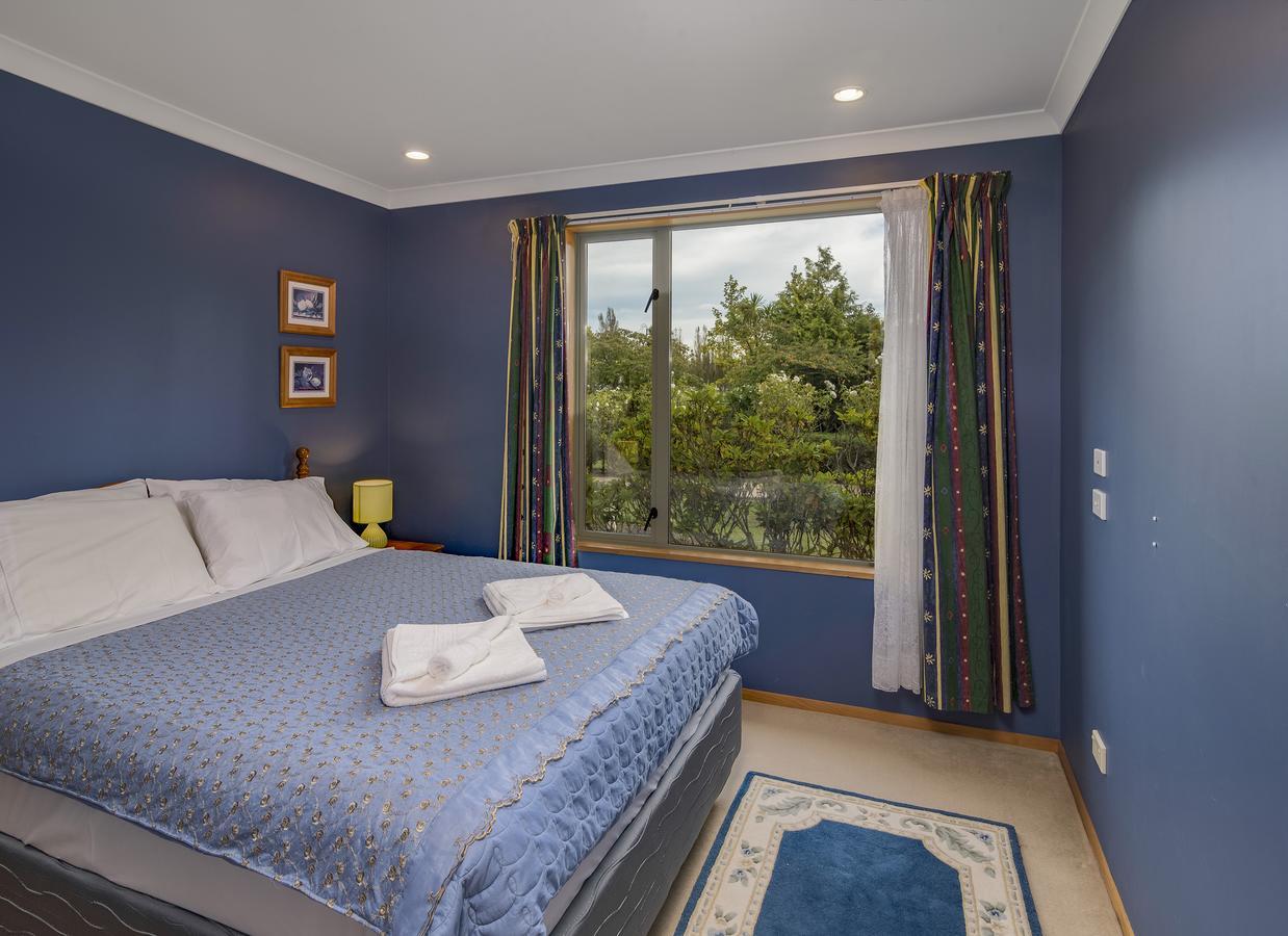 Shamrock Garden B&B Airport Christchurch Exteriör bild