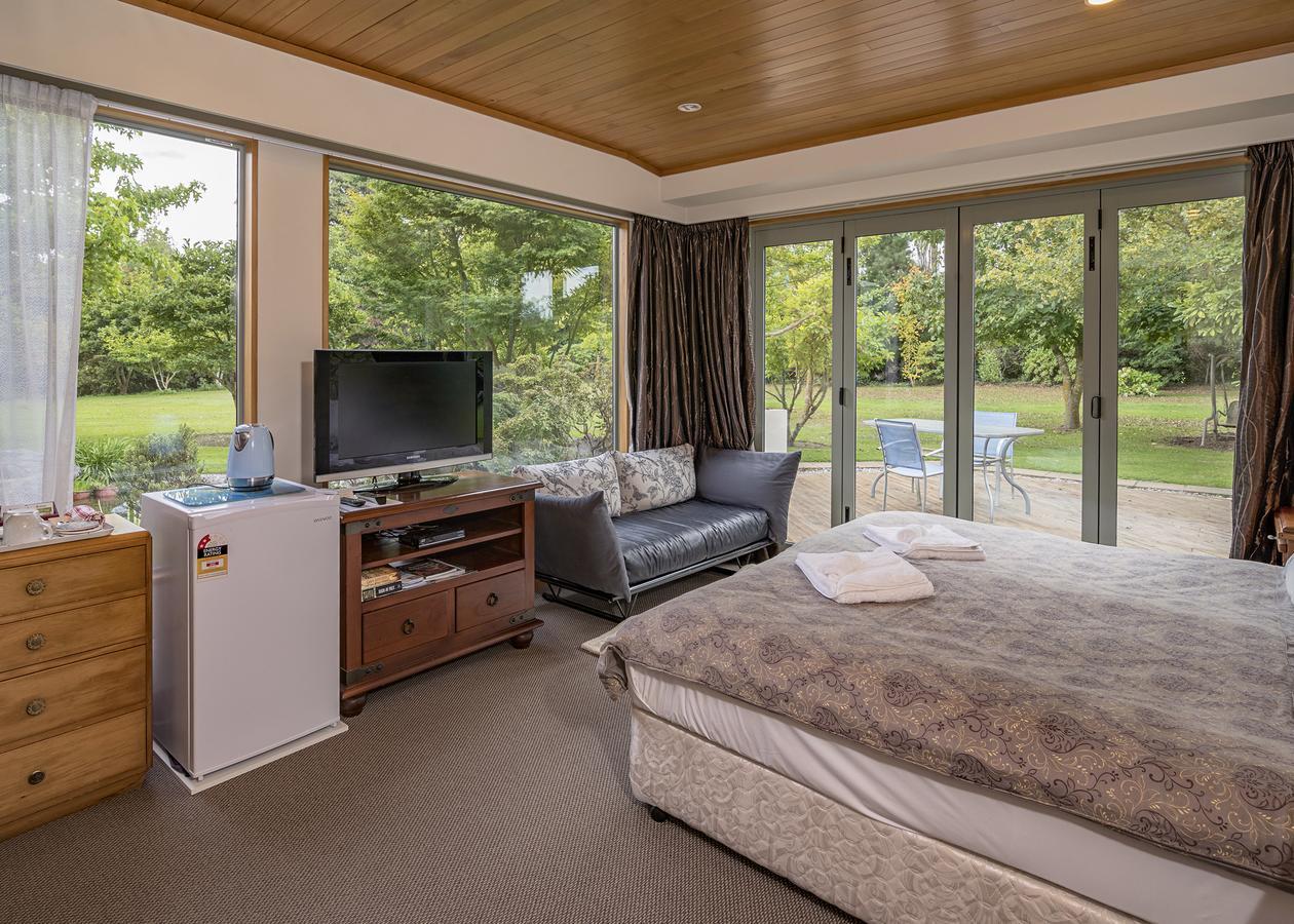 Shamrock Garden B&B Airport Christchurch Exteriör bild